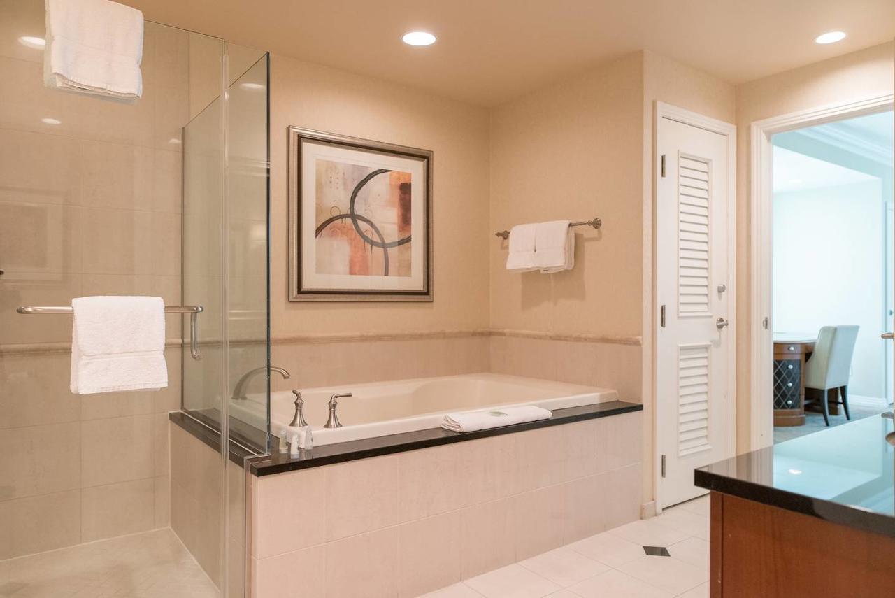 True 1Br Balcony Suite With Strip View At Mgm Signature Лас Вегас Екстериор снимка