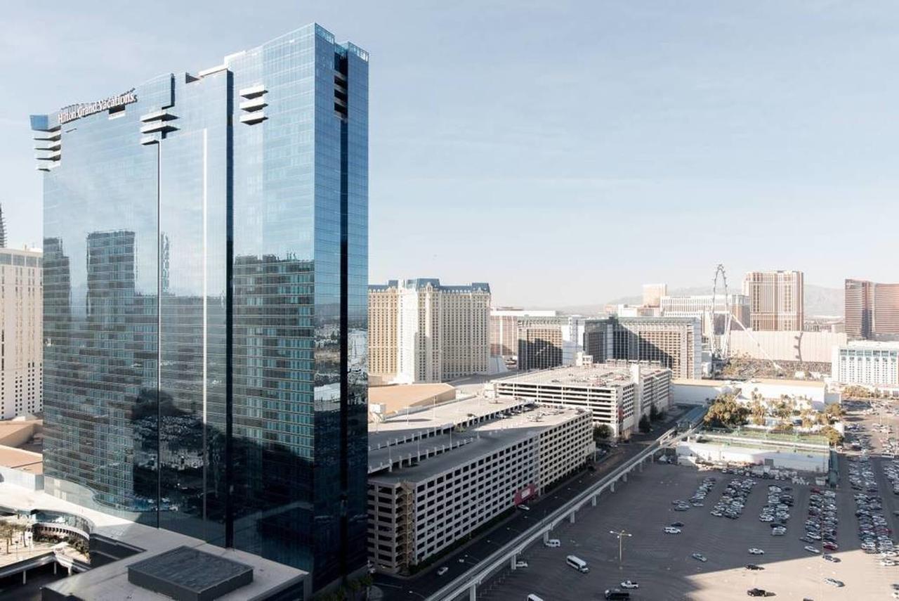 True 1Br Balcony Suite With Strip View At Mgm Signature Лас Вегас Екстериор снимка