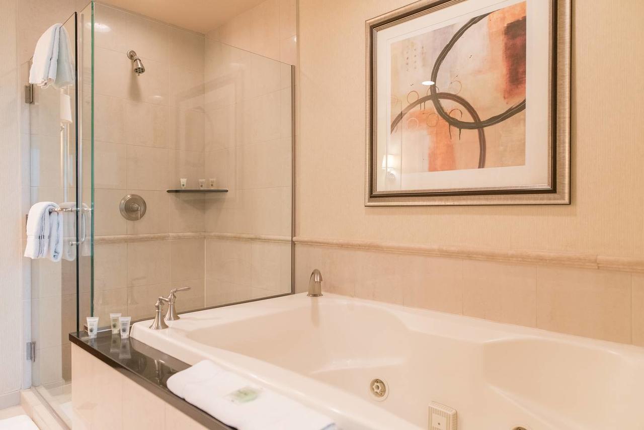 True 1Br Balcony Suite With Strip View At Mgm Signature Лас Вегас Екстериор снимка